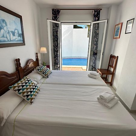 Spacious Family Villa Aljamar 8A Nerja Kültér fotó