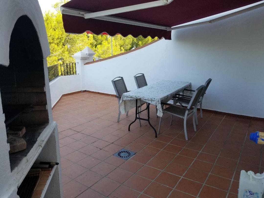 Spacious Family Villa Aljamar 8A Nerja Kültér fotó