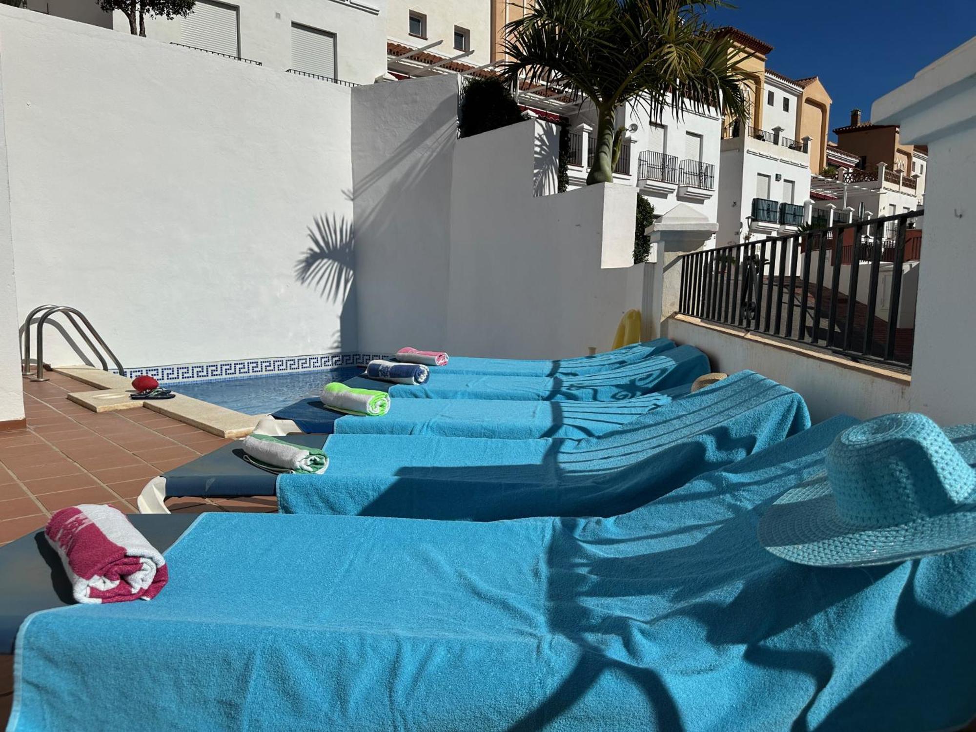 Spacious Family Villa Aljamar 8A Nerja Kültér fotó