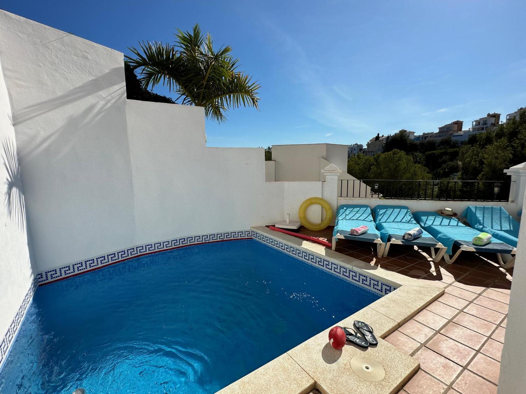 Spacious Family Villa Aljamar 8A Nerja Kültér fotó