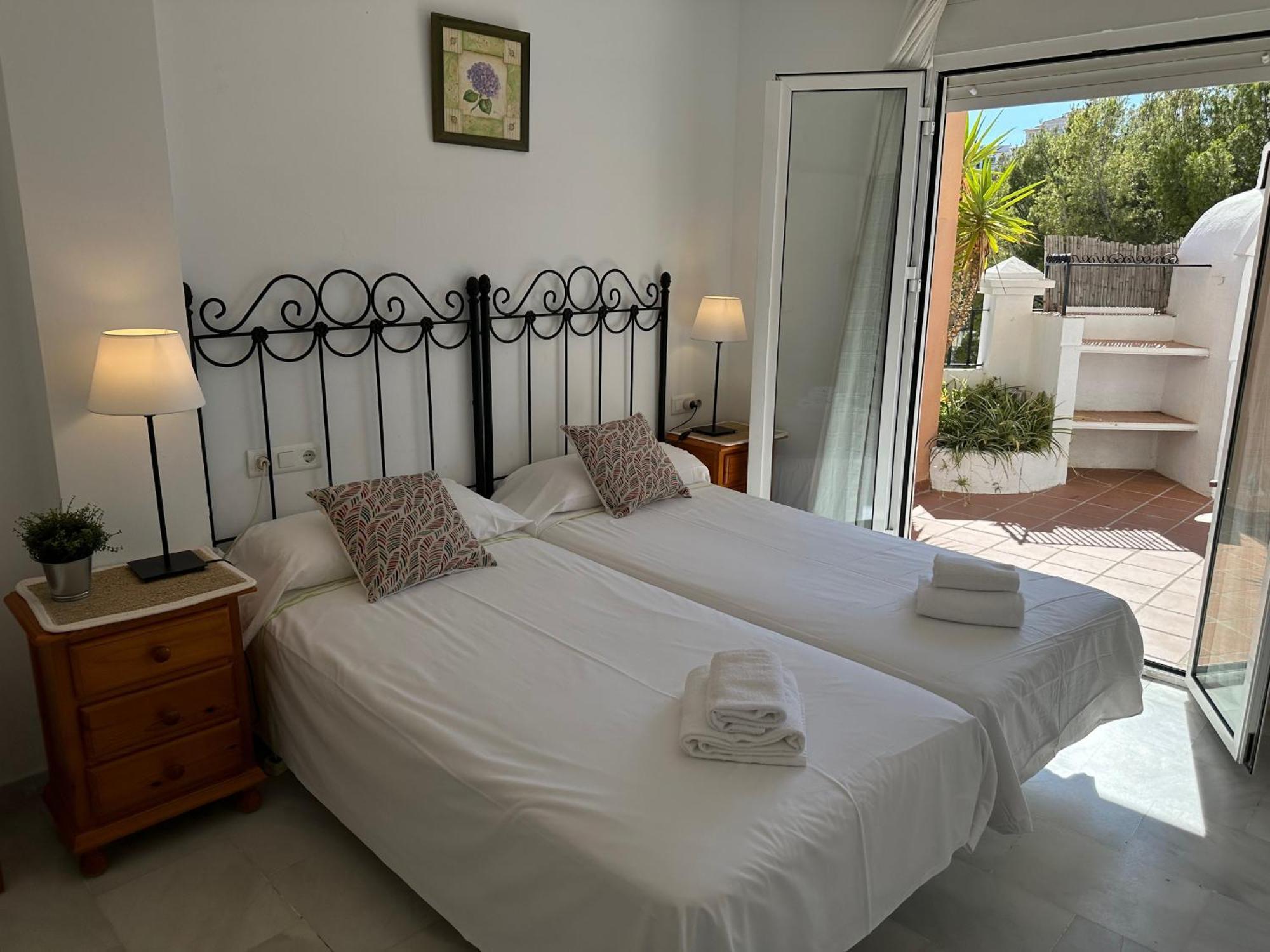 Spacious Family Villa Aljamar 8A Nerja Kültér fotó