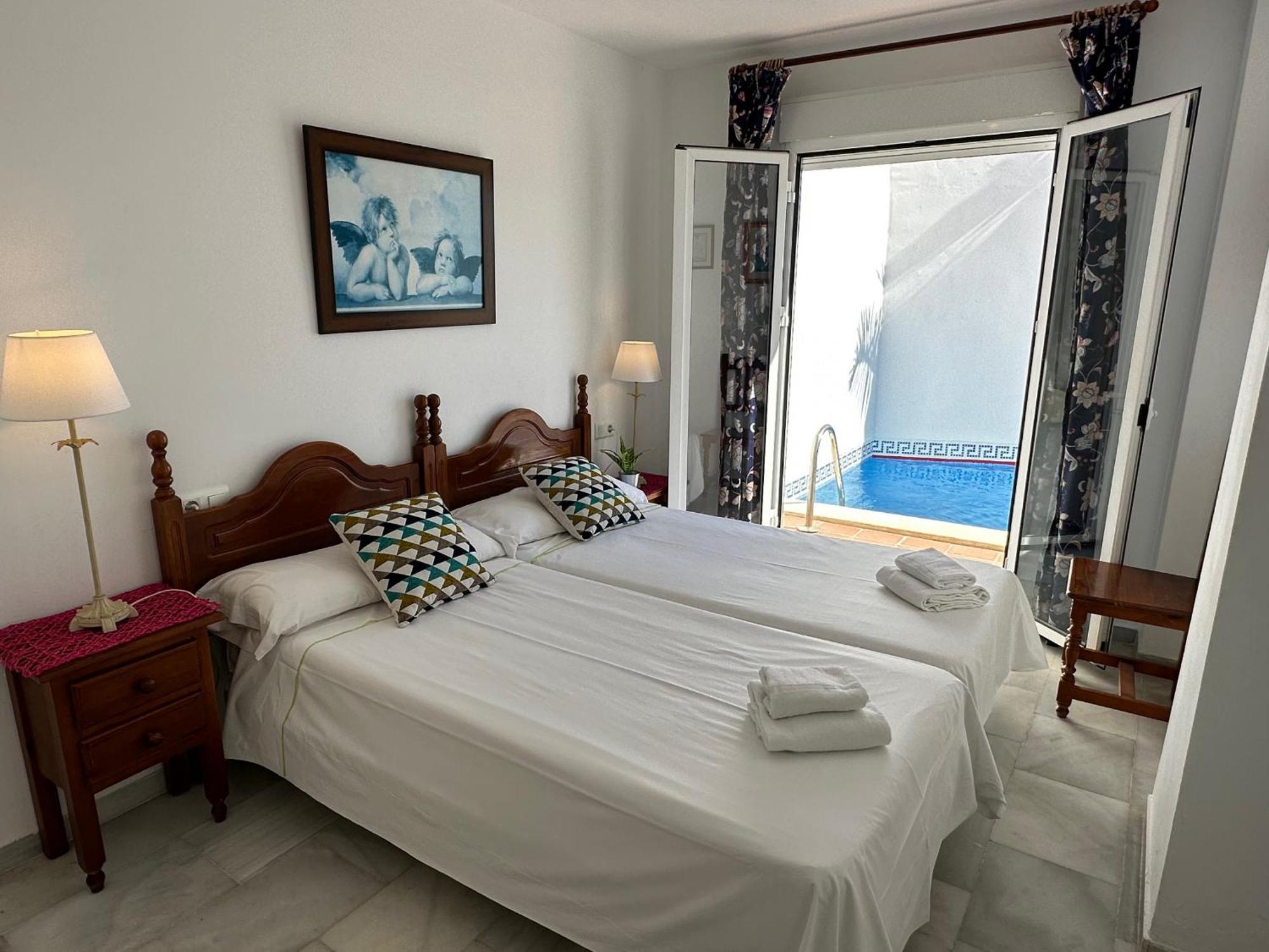 Spacious Family Villa Aljamar 8A Nerja Kültér fotó